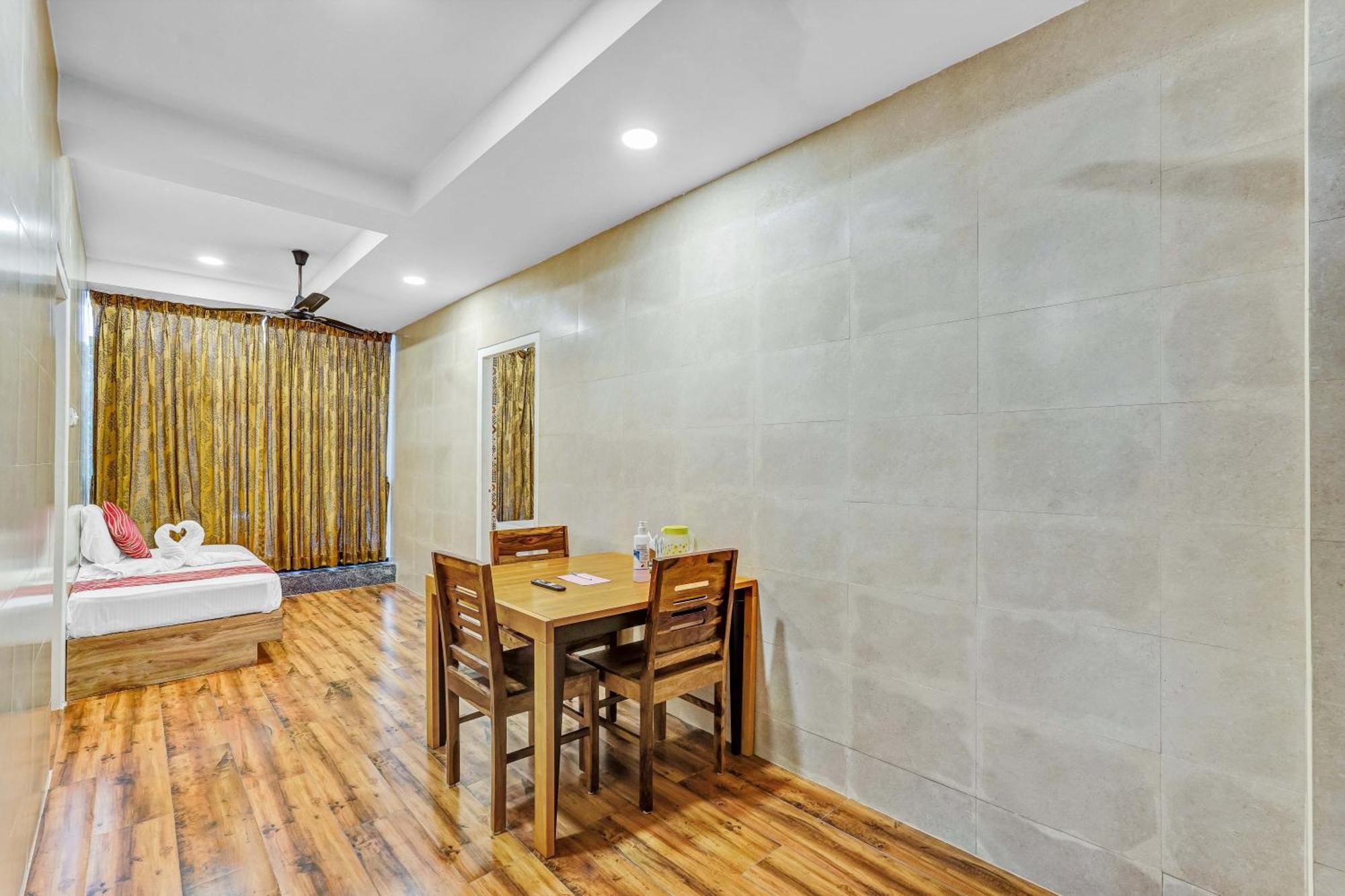 Season 4 Residences - 1Bhk Furnished Apartments Madrás Exterior foto